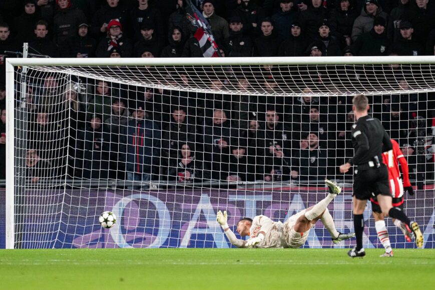 Foto: ‘PSV-zoutzak’ met de grond gelijkgemaakt