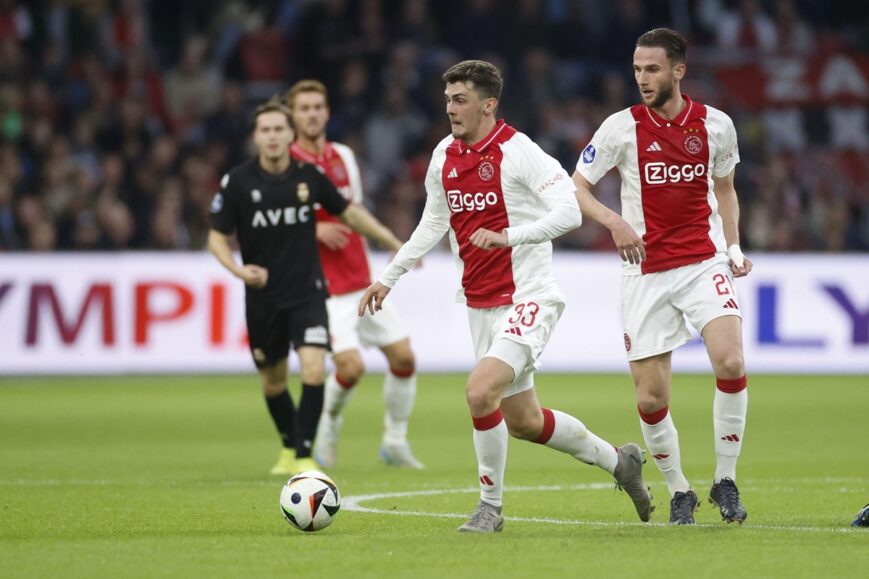 Foto: ‘Ajax-flop op weg naar de uitgang’