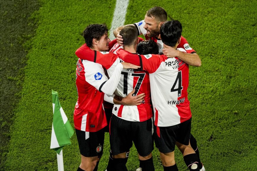 Foto: Feyenoord na 2 bizarre minuten voorbij AZ