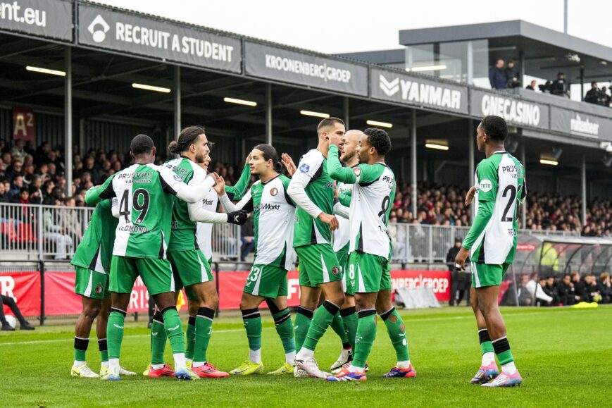 Foto: ”Feyenoord-idioot’ maakt zich compleet belachelijk met handgebaar’