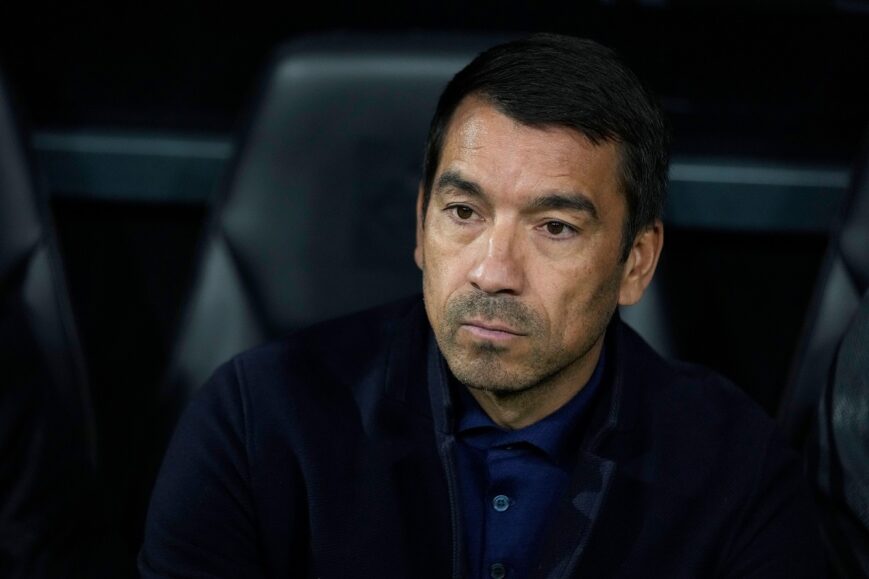 Foto: ‘Bliksemontslag voor Giovanni van Bronckhorst’