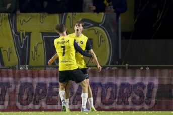 Feyenoord-fans roepen allemaal hetzelfde over Leo Sauer