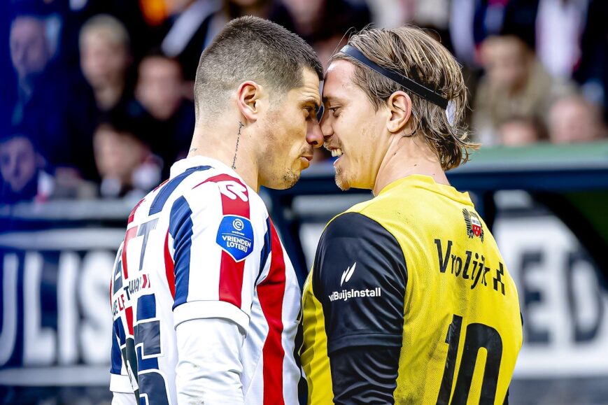 Foto: Willem II knokt zich langszij in burenruzie