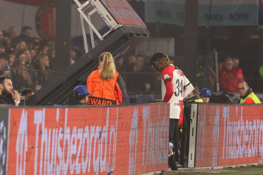 Foto: Na Timber en Hwang nóg een middenvelder absent bij Feyenoord