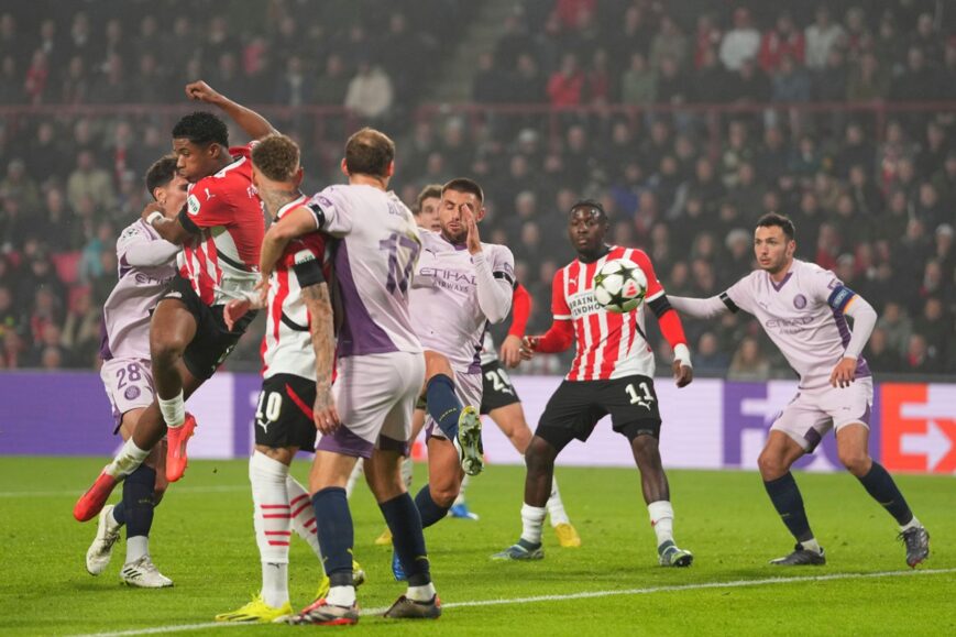 Foto: ‘Bizarre UEFA-blunder tijdens PSV-Girona’