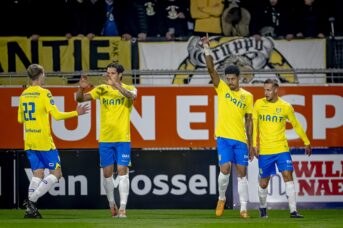 Opstellingen: zo vechten RKC en Almere City degradatieduel uit