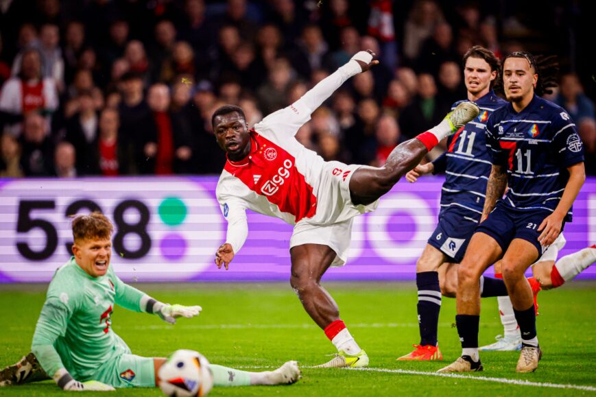 Foto: Ajax voorkomt bekerblamage tegen Telstar met magere zege