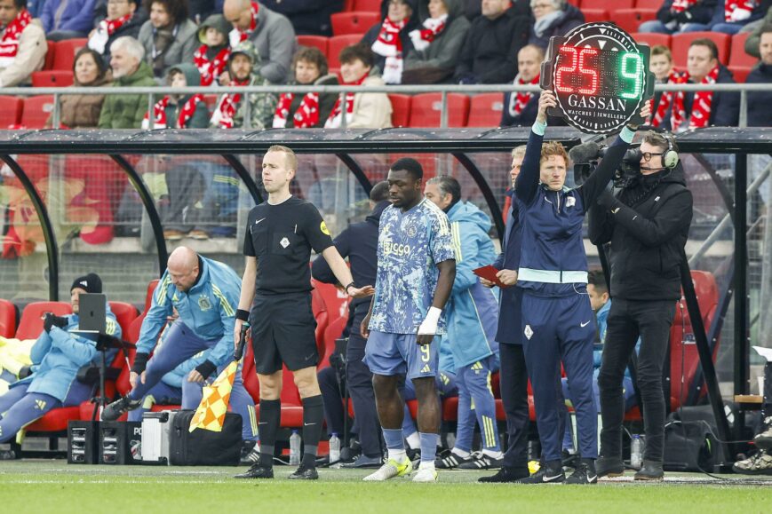 Foto: ‘Drastisch Ajax-besluit over Brobbey én Weghorst’