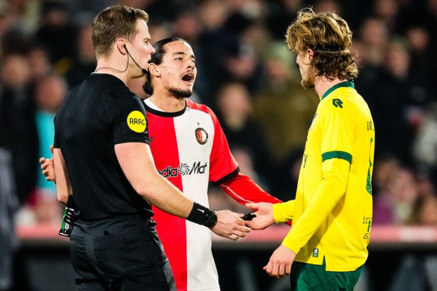 Foto: Stevige beschuldiging richting scheidsrechter Van der Laan na Feyenoord – Fortuna