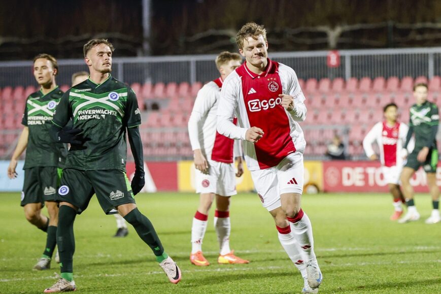 Foto: De Graafschap ten onder bij Jong Ajax