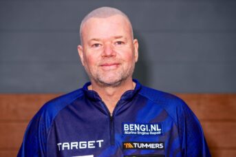 Van Barneveld: “Je kunt me vergelijken met het Ajax van vorig seizoen”