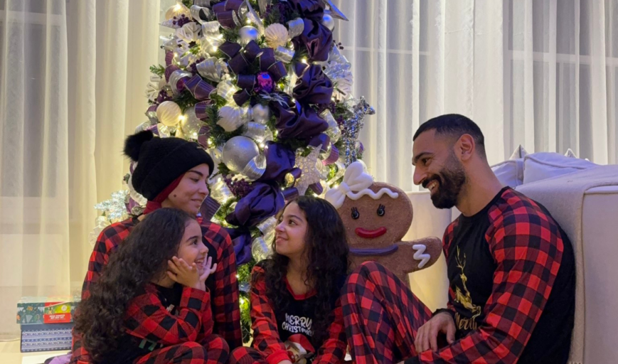 Foto: Ophef over kerstfoto gezin Mohamed Salah