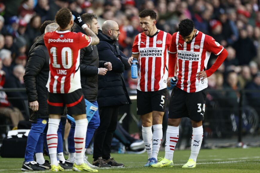 Foto: Vermoedelijke opstelling PSV tegen AZ: Bosz houdt vast aan Feyenoord-succes