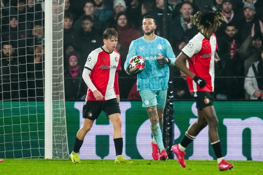 Foto: ‘Wonder van De Kuip wacht Oranje-belletje’