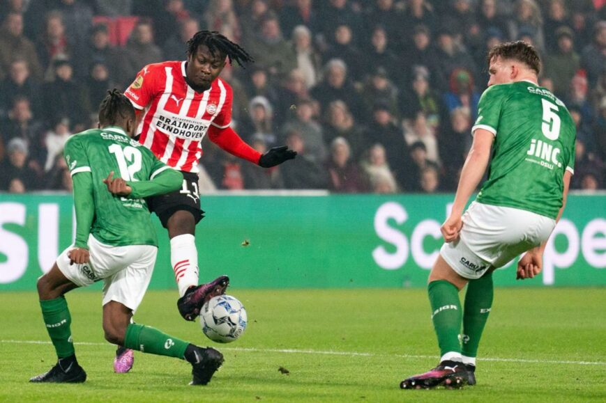 Foto: ‘De Brobbey van PSV’ zet fans kwaad bloed tijdens bekerduel