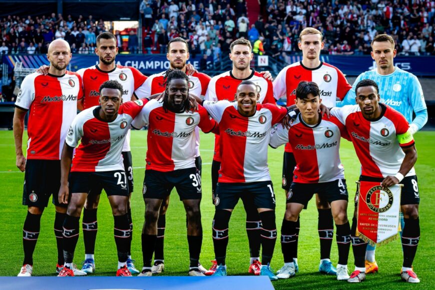 Foto: Opstellingen Feyenoord en Bayern: onder druk staande Priske puzzelt