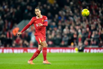 Van Dijk haalt uit naar Engelse pers