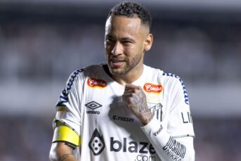 Waanzinnige beelden terugkeer Neymar bij Santos