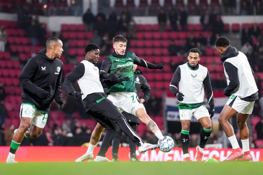 Foto: ‘Feyenoord-speler blijft achter op Eindhoven Airport’